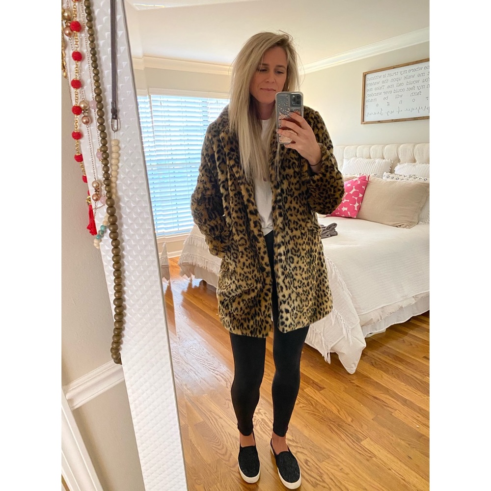 ❌❌SOLD❌❌Target A New Day Leopard Coat Size Small